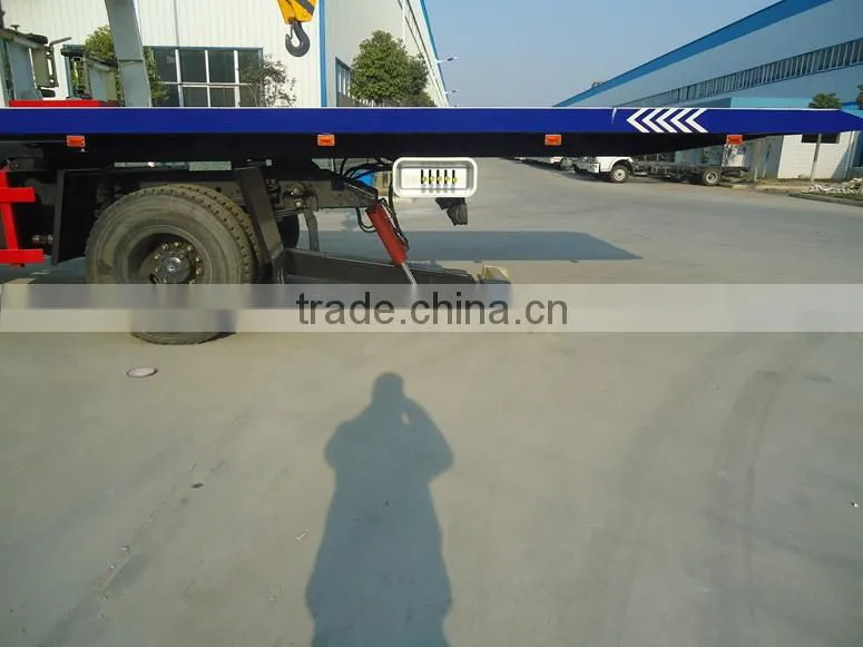2015 Euro III or Euro IV Dongfeng 4x2 tow truck wrecker with crane in Peru