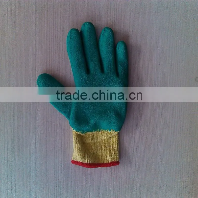 green latex grip gloves