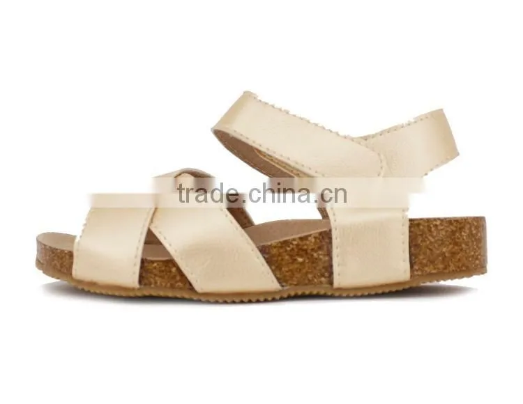 2016 Fashionable Golden Leather Girls Sandals with Cork Sole