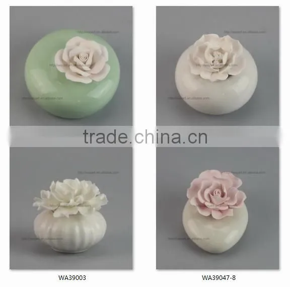 BSCI SEDEX Audit Decorative Porcelain Natural Aroma Flower Oil Diffuser For Gift