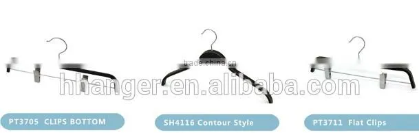 Whole sale black plastic clothes hanger coat hanger with logo