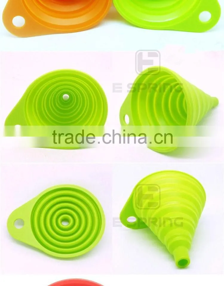 4 Colors Gel Practical Bar Tools Small Collapsible Foldable Silicone Funnel
