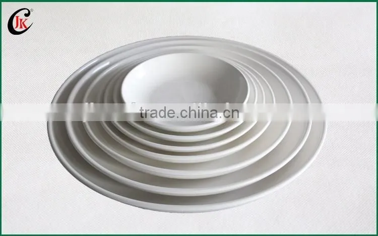 Wholesale customized round porcelain salad plate set, hot sale china white deep ceramic dinner plates for restaurant