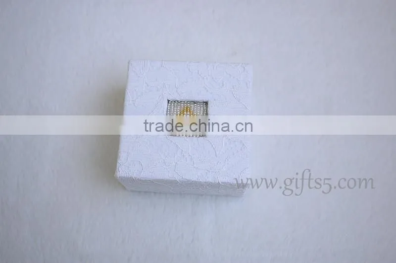 New arrival white jewelry box bracelet box necklace box with beaded name plate of A