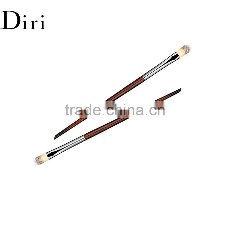 Golden luxury Goat hair fashionable metal handle concealer brush
