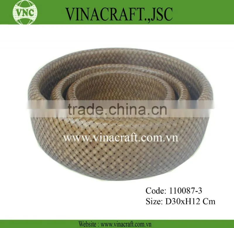 Bamboo bread basket with double wall