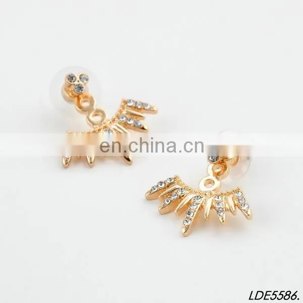 DIAMOND DOUBLE TRIANGLE EAR JACKET