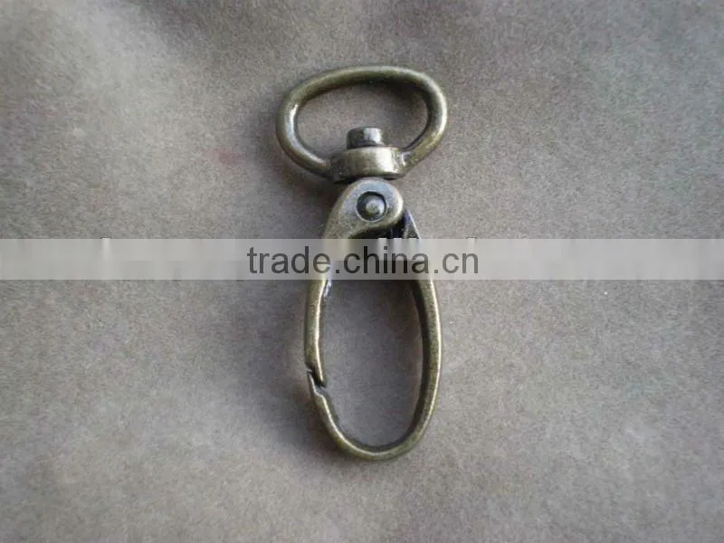 Metal snap hooks for Chains