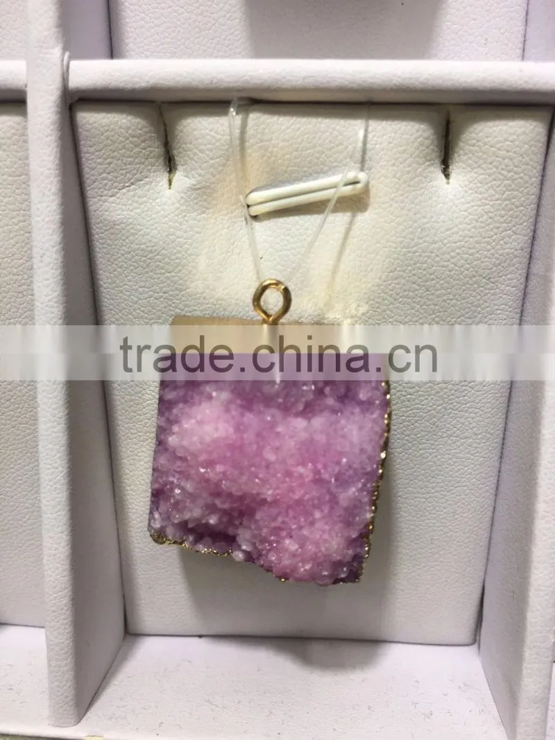 Druzy Quartz Natural Stone Irregular 18K Gold Plated Raw Stone Pendant Necklace For Women Quartz Necklace