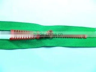 5# resin zipper different color teeth and tape zipper close end zipper with painted thumb puller auto-lock slider zipper