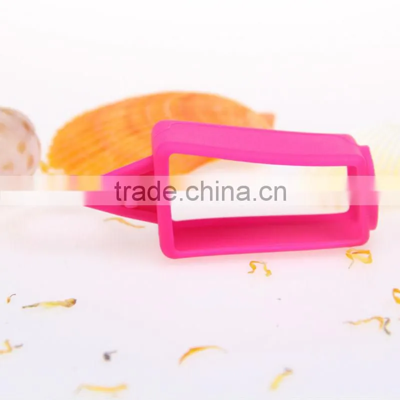BBW 3D animal shapes hand sanitizel gel holder