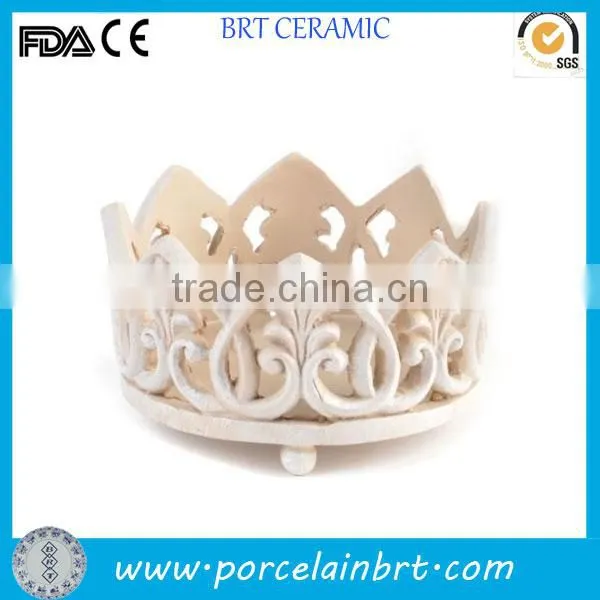 Custom design ceramic crown candle holder