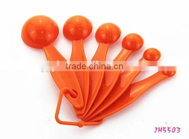 Multi-colored Measuring Spoon Set of 5