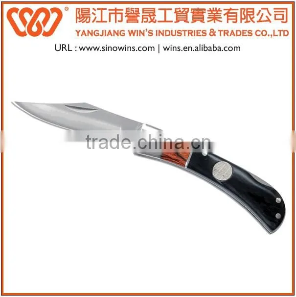Pocket knife with wood Handle