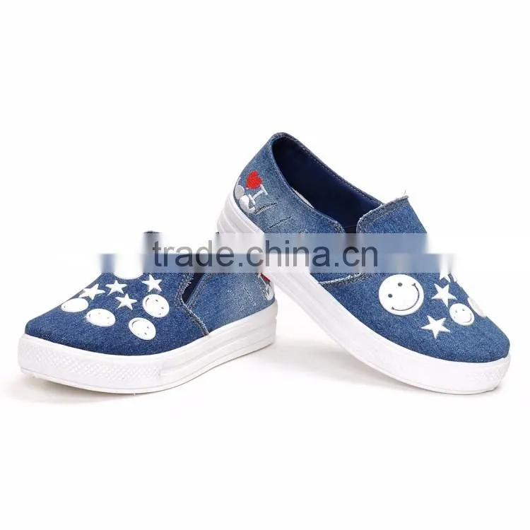 Newest alibaba china canvas shoe woman trainers shoes 2017