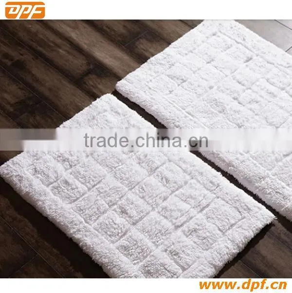 Grid mat rug