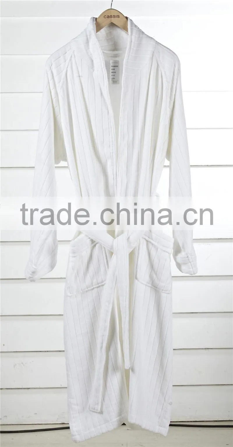 Customized White Shawl Collar Luxury Star Hotel Stripe Velour Bathrobe