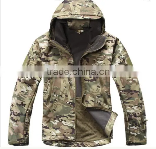 2017 Hot Sale Camo Wholesale Softshell Jacket