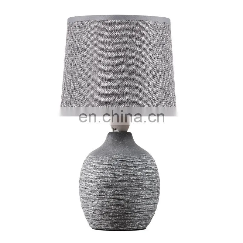 Ancient ceramic table lights and European style table lamp