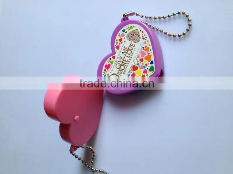 2015 beautiful led custom design logo key chain