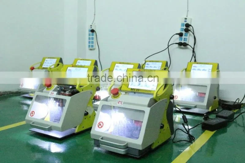 Popular Car Key Cutting Machine SEC-E9 Laser CNC Key Cutting Machine with Good Quality and Fast Shipping