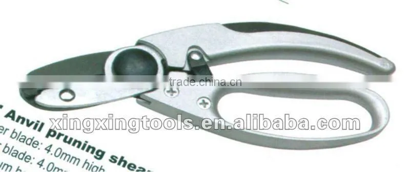 Bypass Pruning Shear