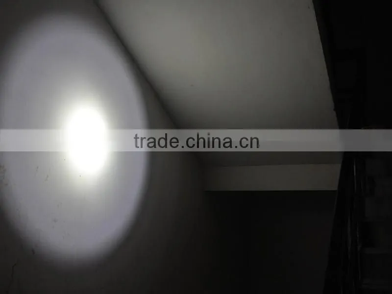 High Brightness XM-L T6 LED Flashlight for Outdoor Wholesale