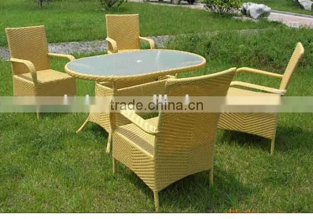 hot sale pe rattan garden table and chair