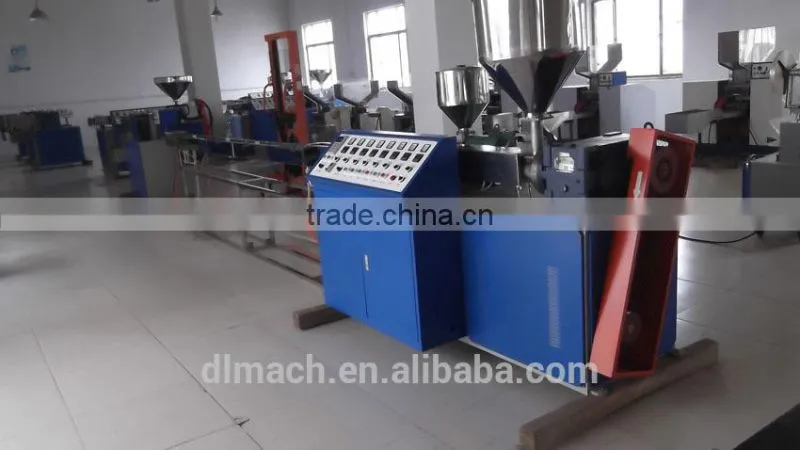 China manufacturer Three Colors Plastic Drinking Straw Making Machine