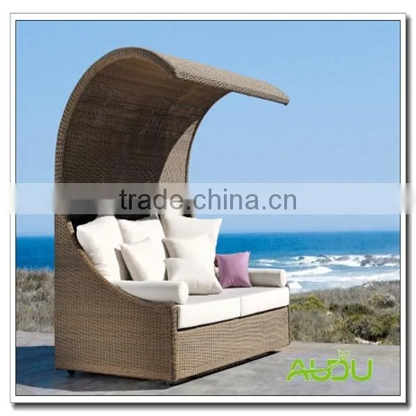 Audu Home Rattan Outdoor Luxury Daybed