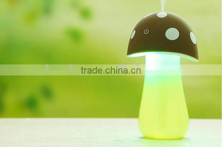 Mini Portable Cartoon Mushroom Cute Design Air Humidifier, Household Colorful LED Light Air Personal Humidifier For Sale