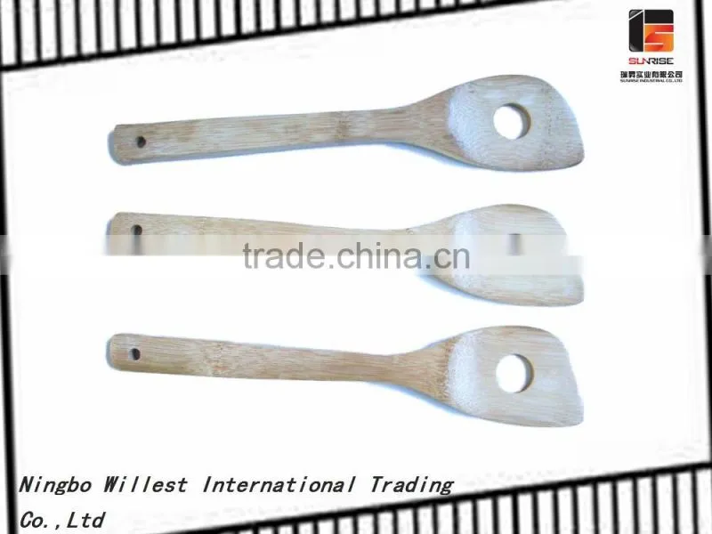 Different kinds of kitchen utensils