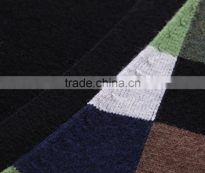 100% fine wool men's knitwear cardigan with check pattern