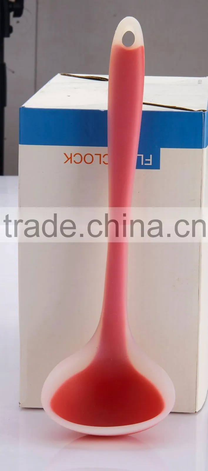 Silicone with nylon inside, BPA FREE, Heat Resistance, Non-toxic,Light spaghetti server,Kithench Utensils
