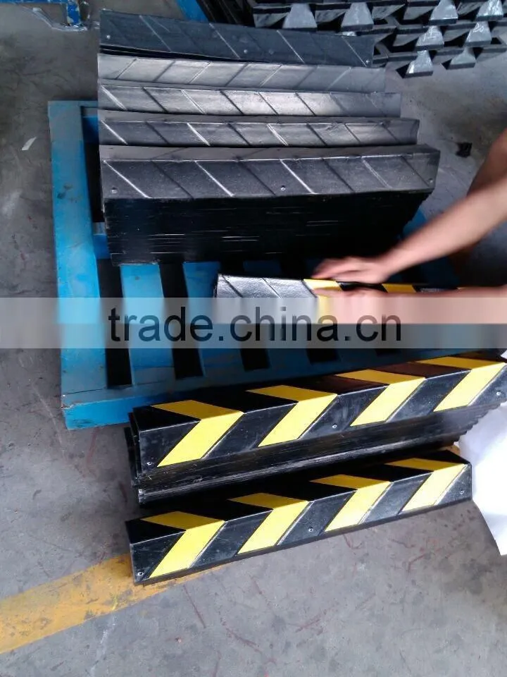 Rubber / Plastic Corner Protector