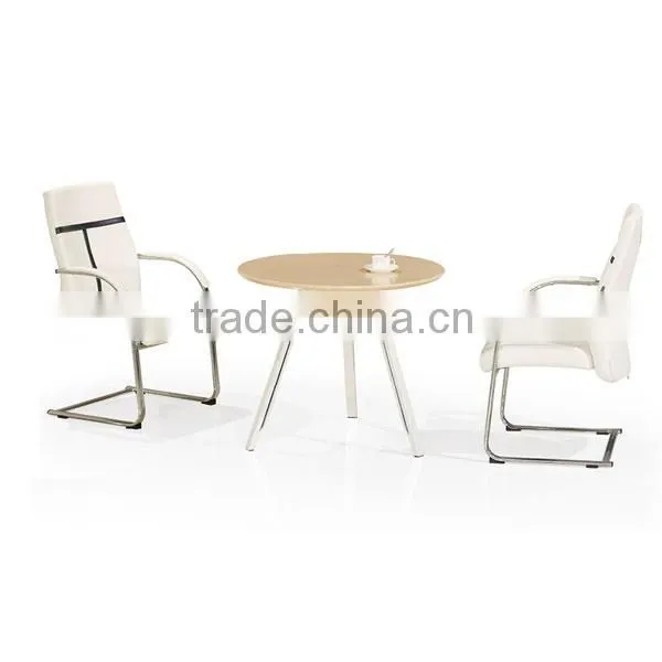 Bright rectangle coffee table with stools for outdoor