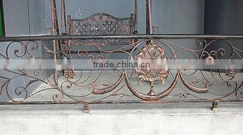 2015 Top-selling modern steel iron balcony fence