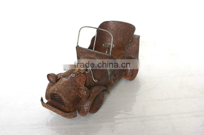 Car outdoor garden decor