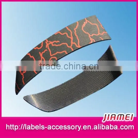 functional active camouflage ski outdoor wear cuff puller