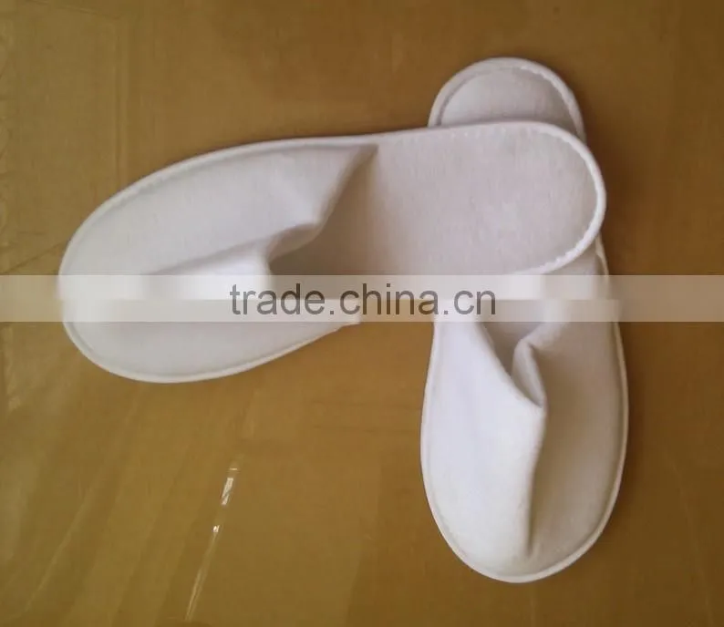 2016 Soft feeling wholesale white velour embroidery cheap hotel slipper