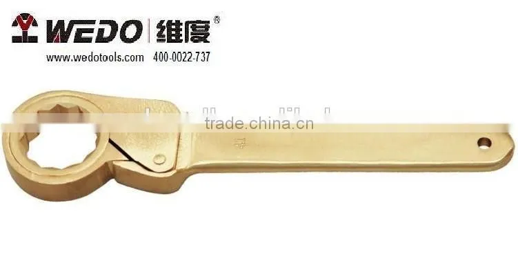 China Supplier Non Spaeking Adjustable Ratchet Wrench with Ball