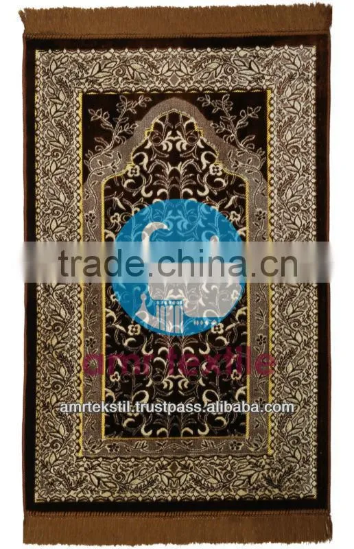 New Design Velvet Muslim Prayer Rug Designs
