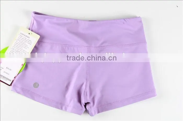 yoga fitness wear sexy woman tight shorts