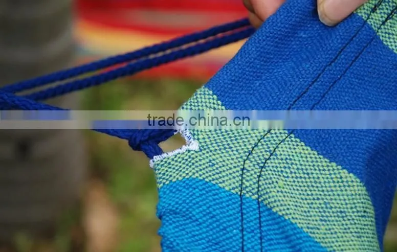 swinging outdoor hammock