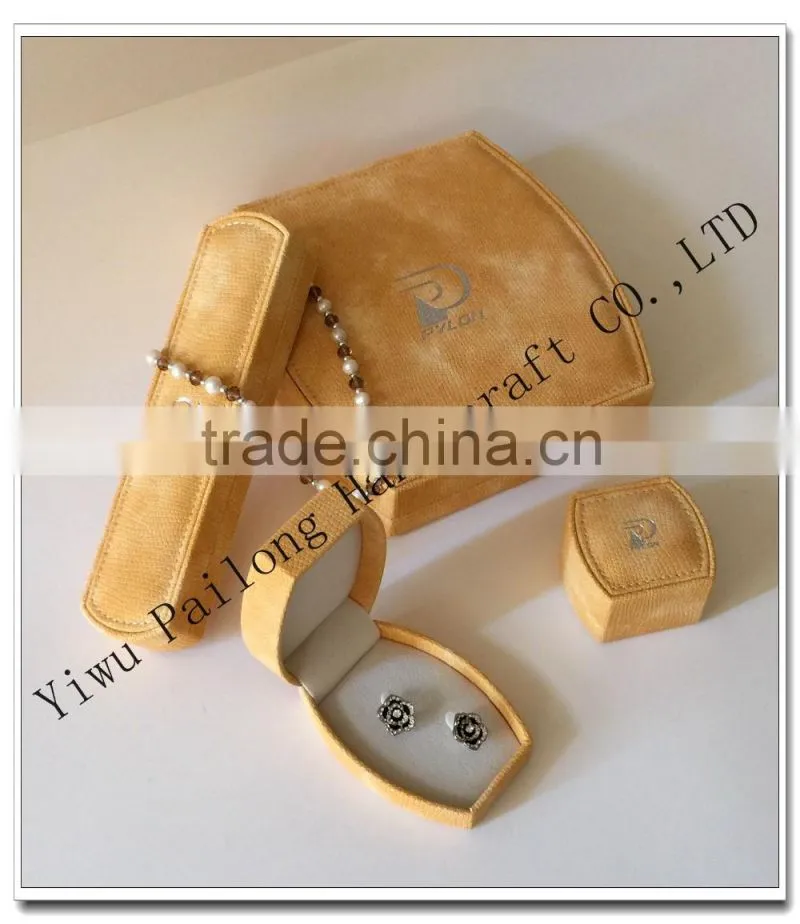 Leatherette paper plastic jewelry box made in factory