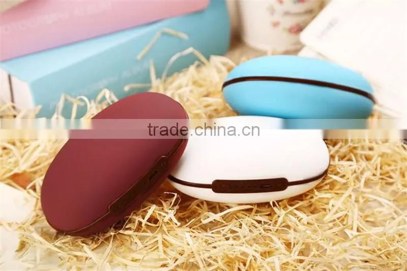 magic beans mobile power hand warmer 5200Mah mobile power USB mobile charging treasure Rechargeable mini type warm hand