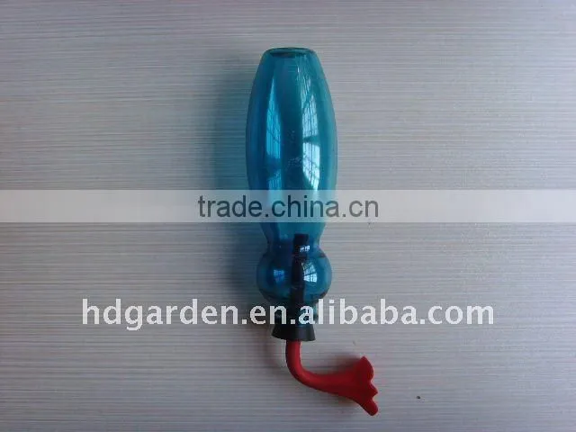 Garden plastic bird water feeder