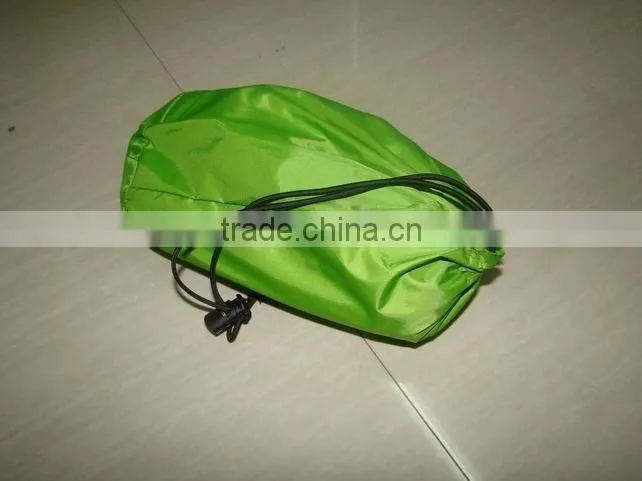 with bag Green Foldable Nylon Windbreaker