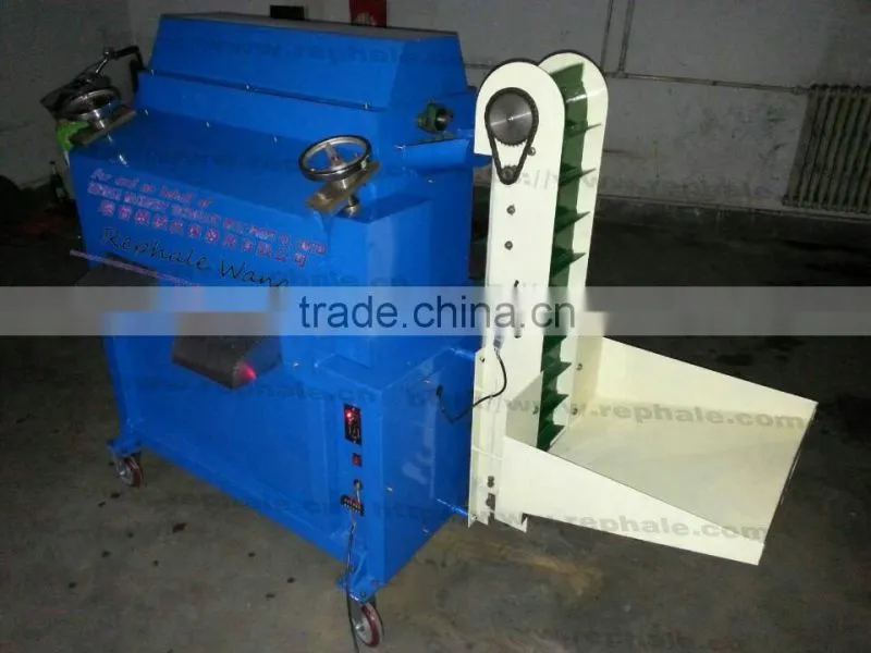 New type walnut cracker machine /walnut breaking machine