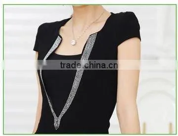 Semi-automatic hot fix rhinestone sequin machine